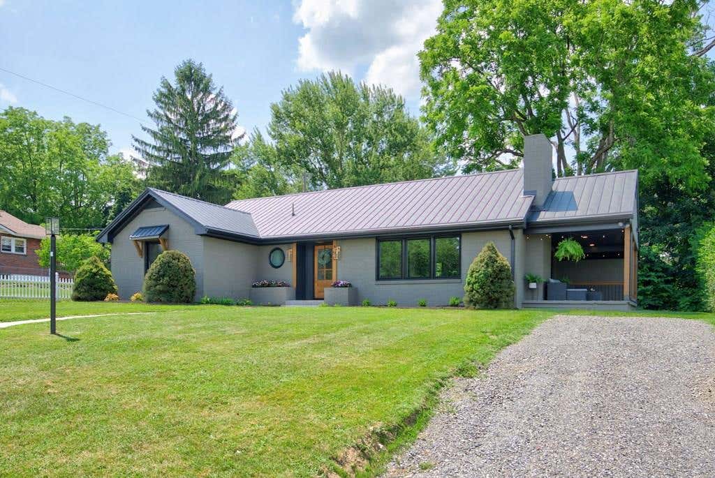 Photo of 350 W Spiller St, Wytheville, VA 24382 (MLS # 110749)