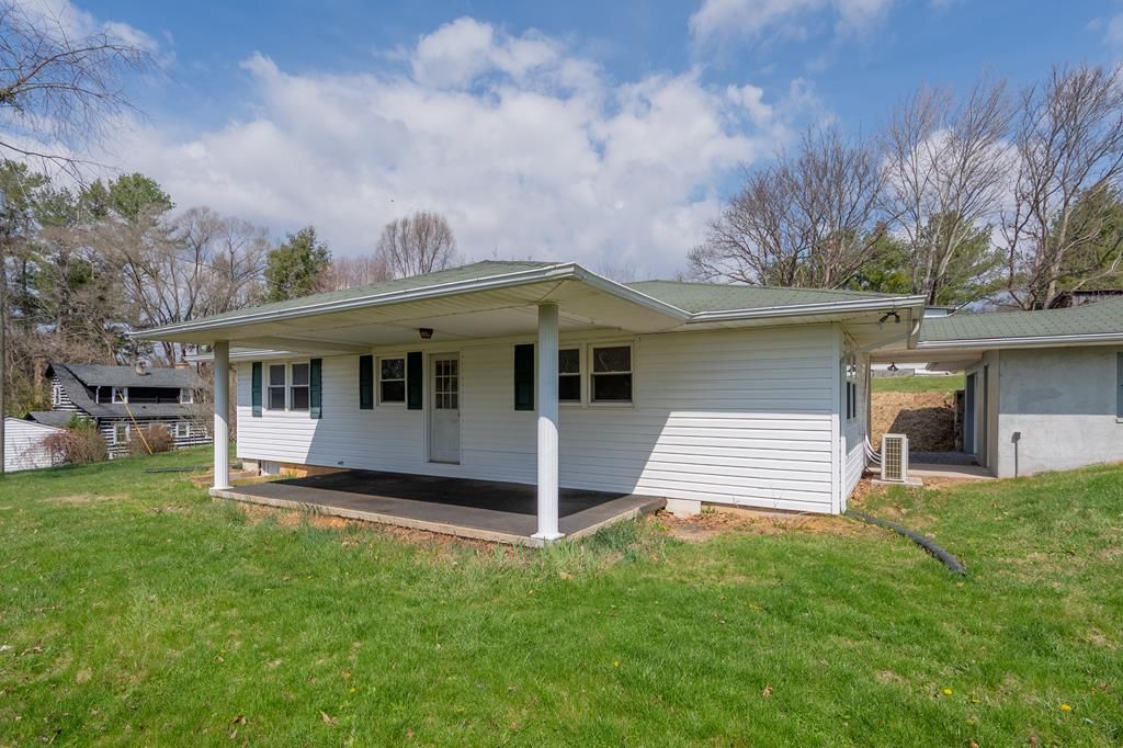 Photo of 2 3rd St, Bland, VA 24315 (MLS # 109479)