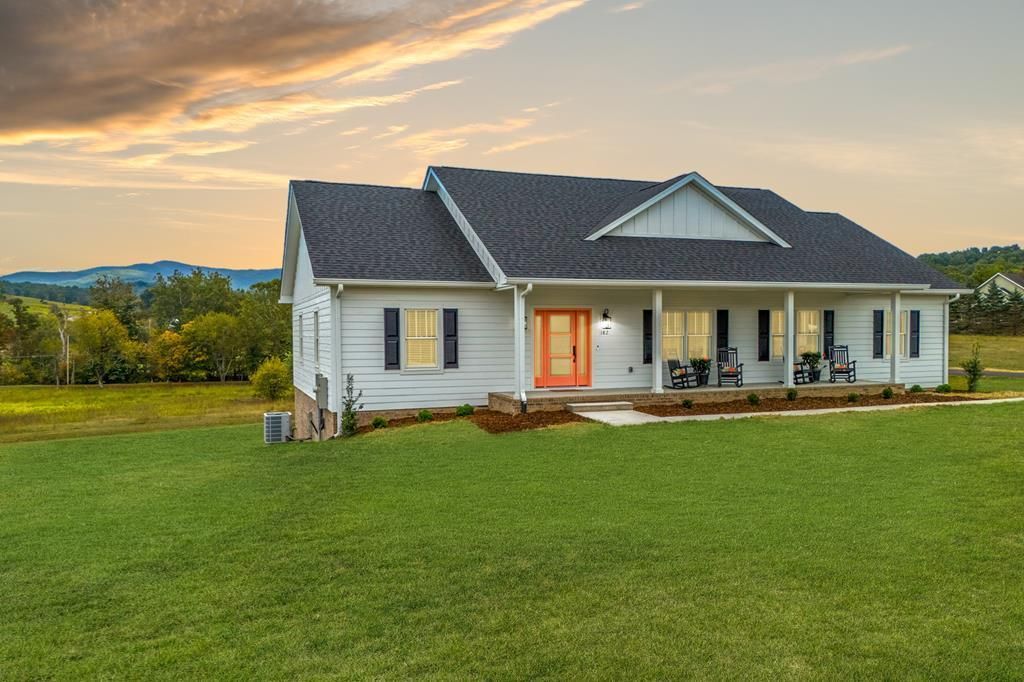 Photo of 182 St. Johns Way, Chilhowie, VA 24319 (MLS # 103456)