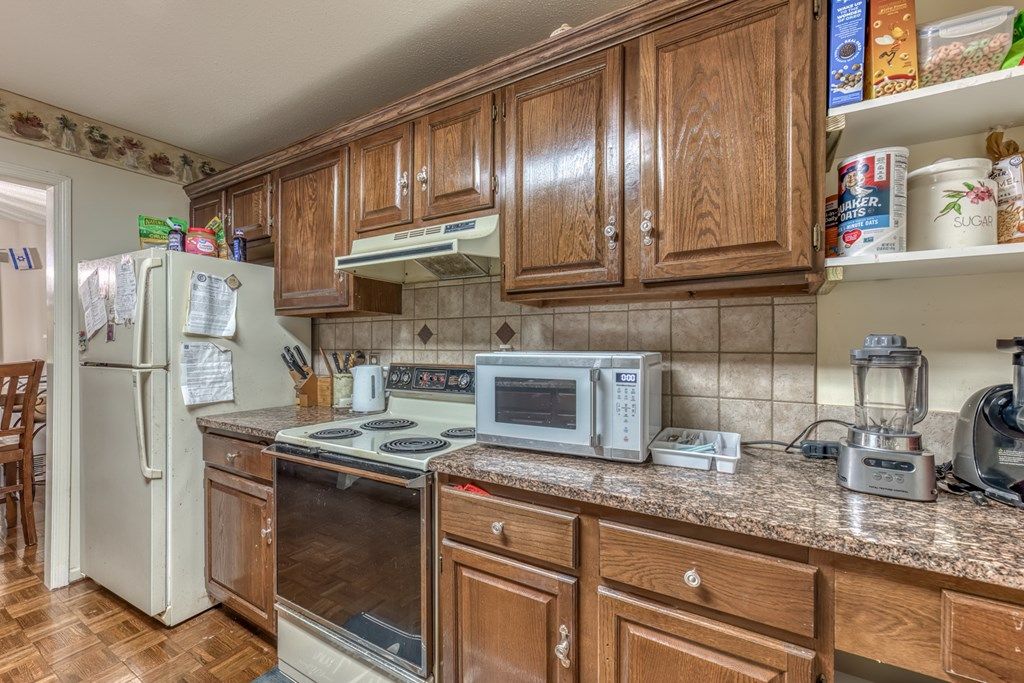 Photo of 1181 Pebble Dr, Bristol, VA 24201 (MLS # 110206)