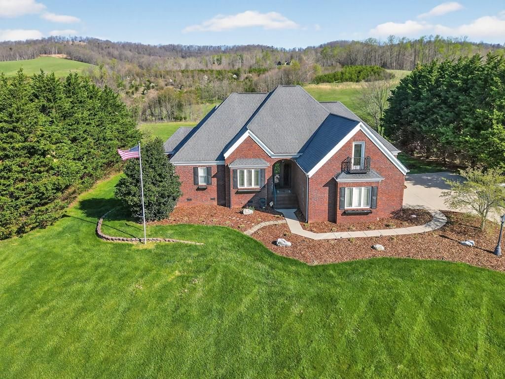 Photo of 11349 Reedy Creek Road, Bristol, VA 24202 (MLS # 109565)