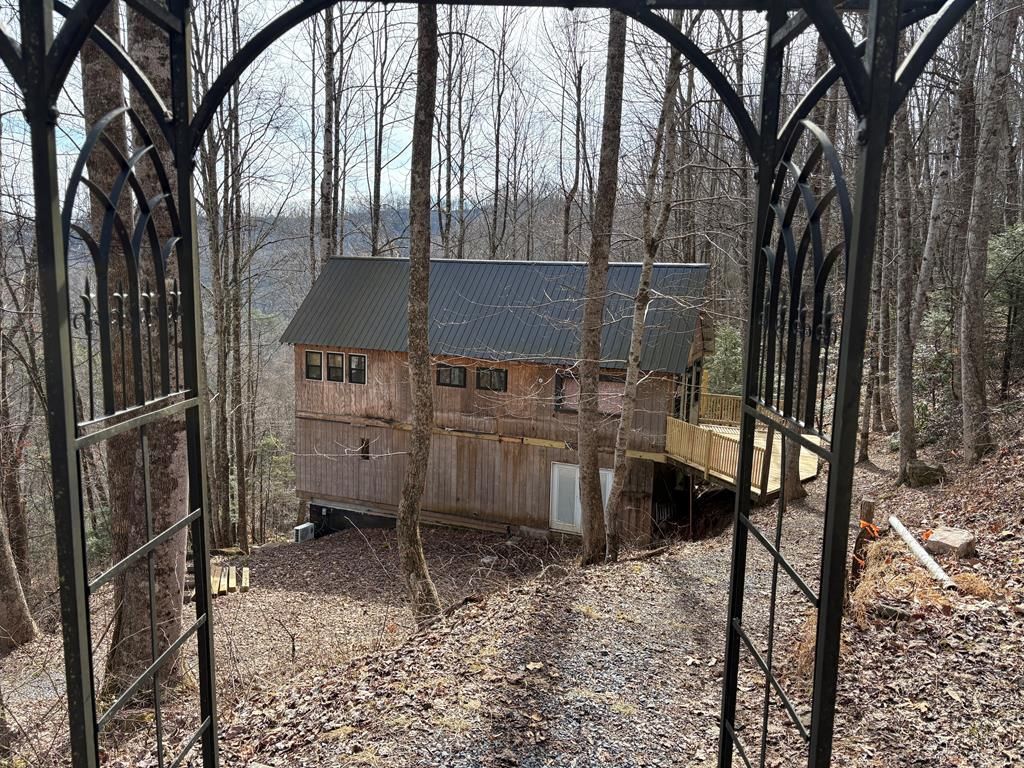 Photo of 610 Lick Skillet Rd, Saltville, VA 24370 (MLS # 105854)
