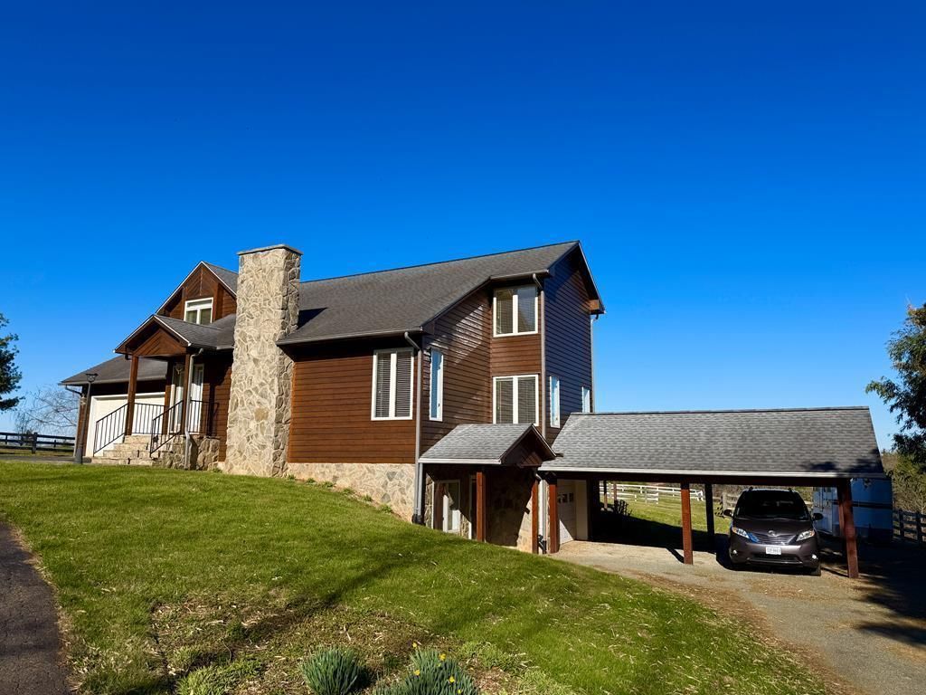 Photo of 1279 Fishers Gap Rd, Galax, VA 24333 (MLS # 109380)