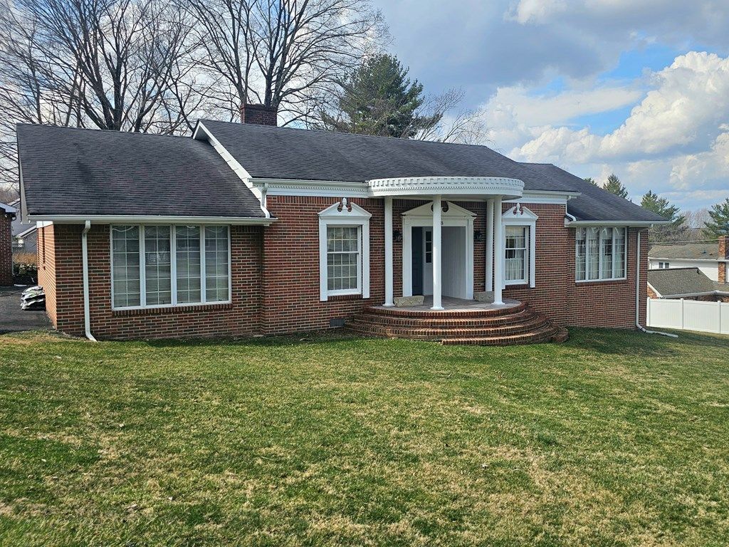 Photo of 368 Adams Street, Tazewell, VA 24651 (MLS # 109110)