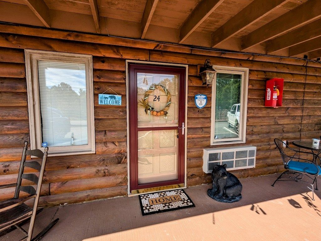 Photo of 96 Cascade Trail Unit 24 Trl, Fancy Gap, VA 24328 (MLS # 103060)