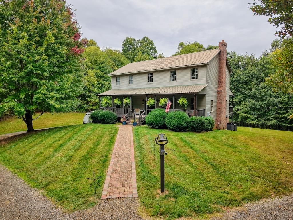 Photo of 1705 Barberry Rd, Floyd, VA 24091 (MLS # 103495)