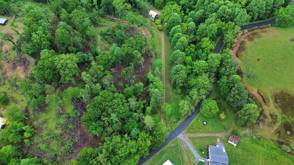 Photo of 1127 Penn Ford Ln, Independence, VA 24348 (MLS # 110379)