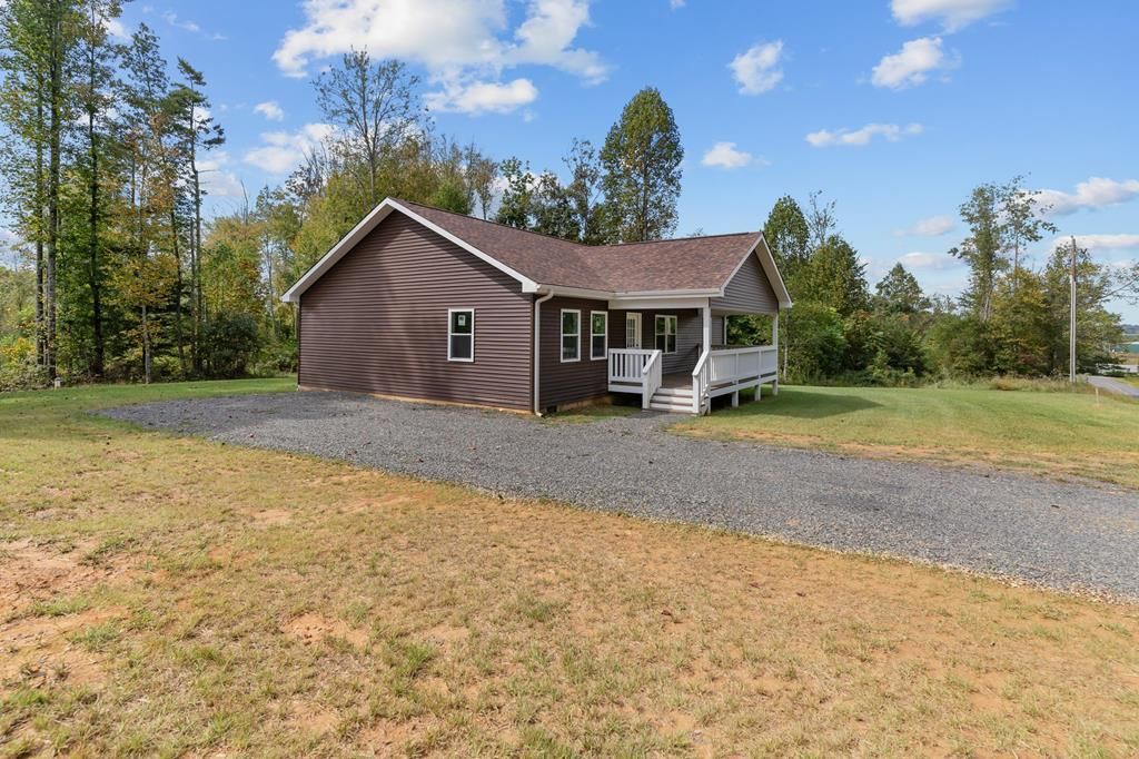 Photo of 1177 Deer Ridge Road, Hillsville, VA 24343 (MLS # 103578)