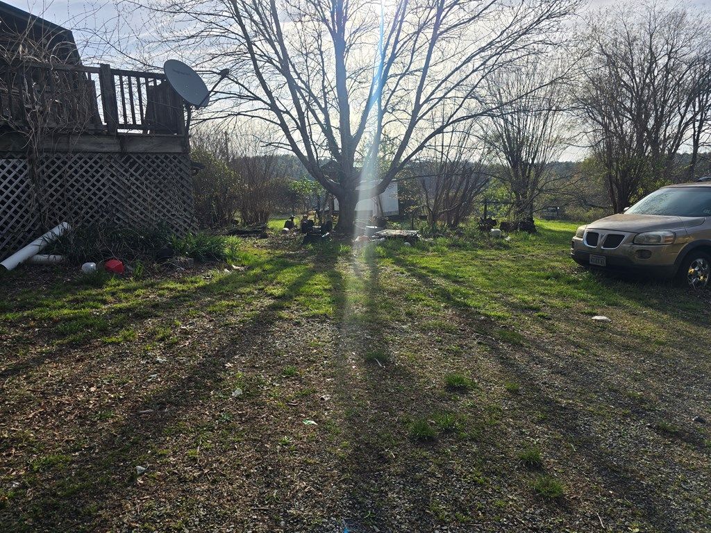 Photo of 586 Monorat Rd, Woodlawn, VA 24381 (MLS # 109782)