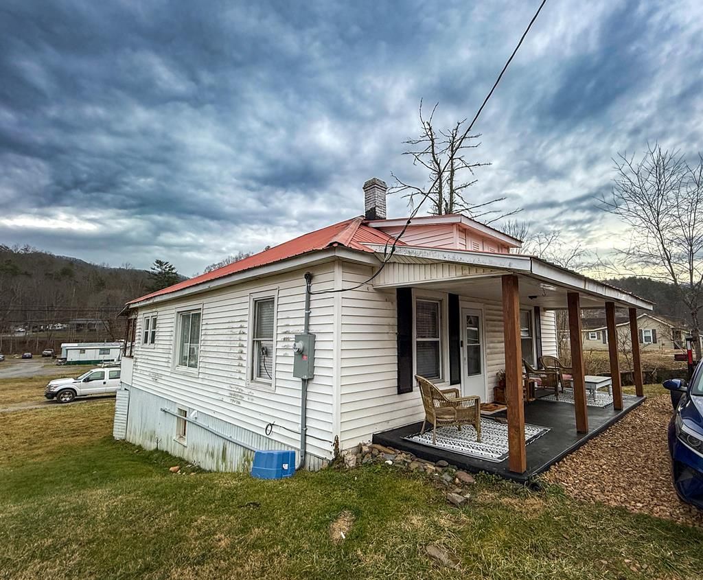 Photo of 4322 N Scenic Hwy, Bastian, VA 24314 (MLS # 104553)