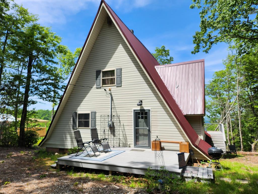 Photo of 917 Mountain View Dr, Fancy Gap, VA 24328 (MLS # 110544)