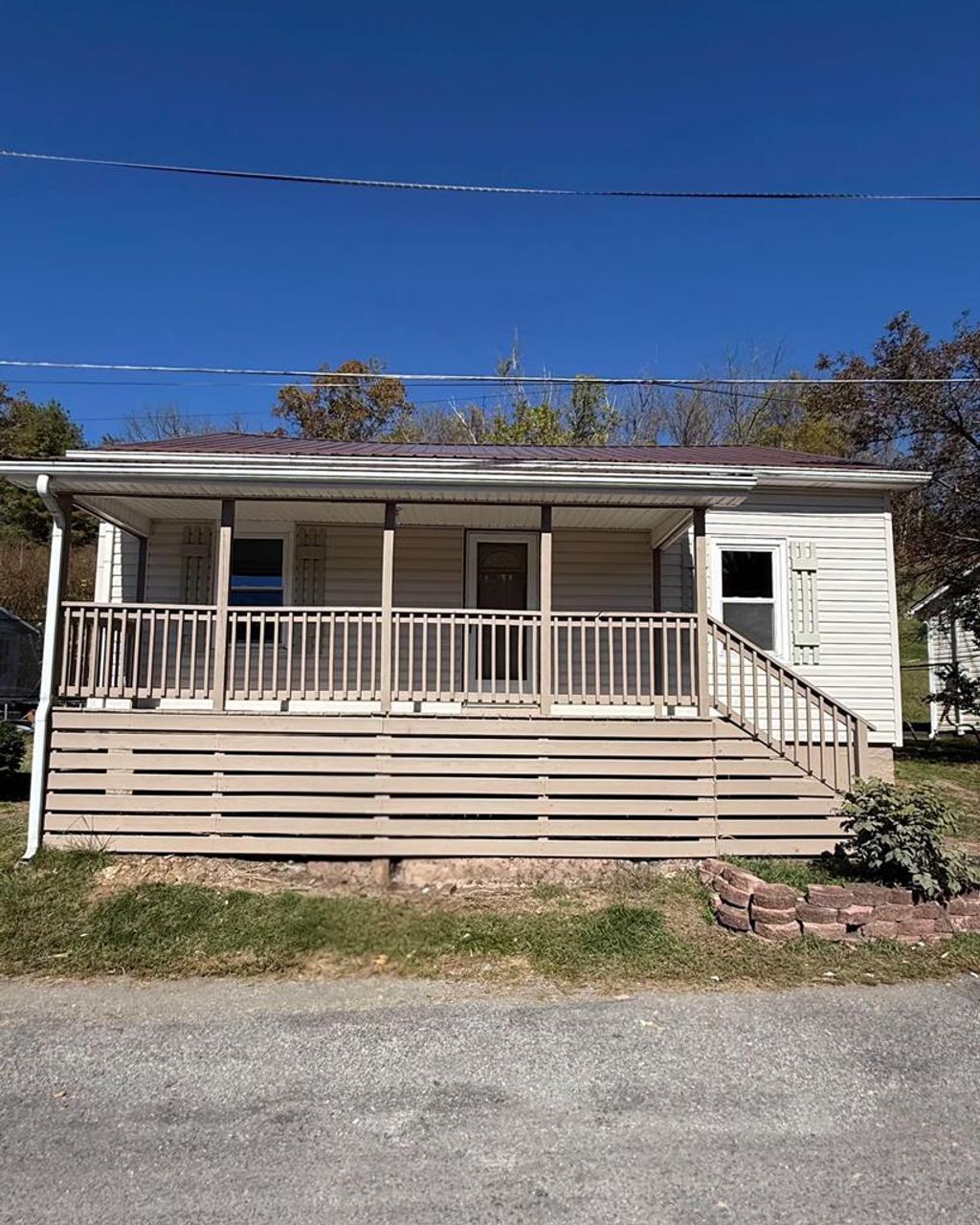 Photo of 351 Grayson Street, Fries, VA 24330 (MLS # 103792)