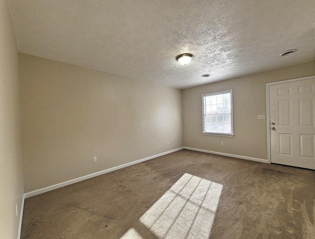 Photo of 316 Jones Lane, #16 Ln, Abingdon, VA 24210 (MLS # 104290)