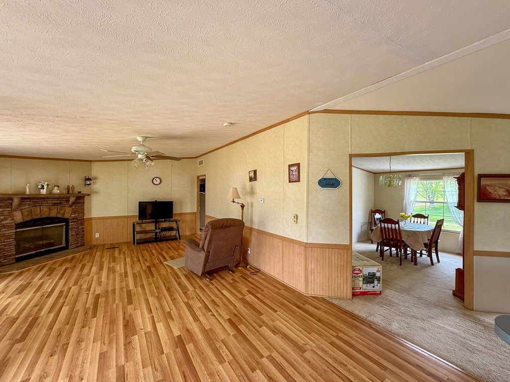 Photo of 184 Hazelnut Lane, Rural Retreat, VA 24368 (MLS # 109841)