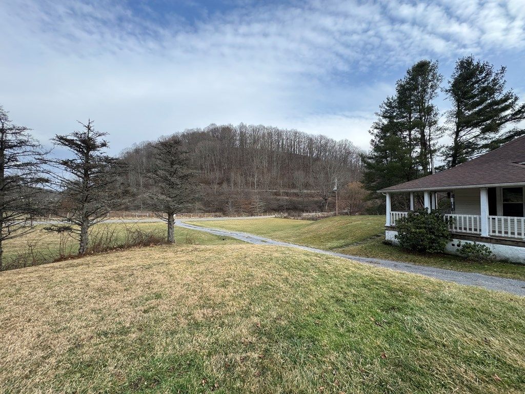 Photo of 3737 Witten's Mill, North Tazewell, VA 24630 (MLS # 104578)
