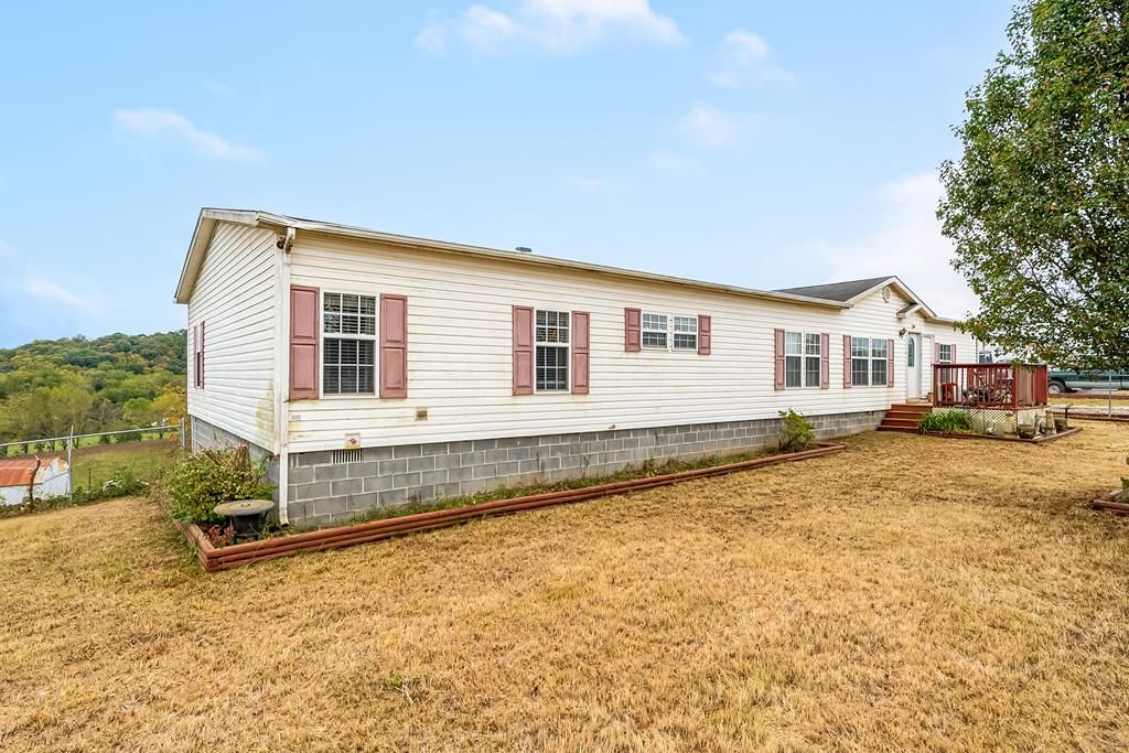 Photo of 188 Grandview Dr, Max Meadows, VA 24360 (MLS # 103574)