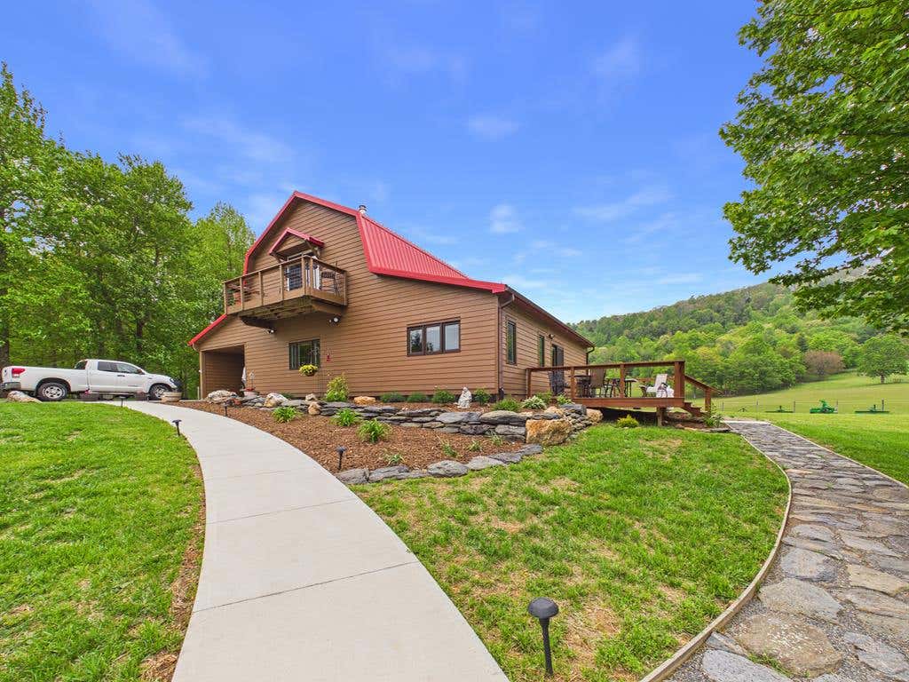 Photo of 5821 Buffalo Mountain Rd, Meadows of Dan, VA 24120 (MLS # 110614)