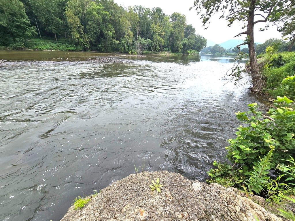 Photo of tbd Shady River Drive #17, Austinville, VA 24312 (MLS # 100962)