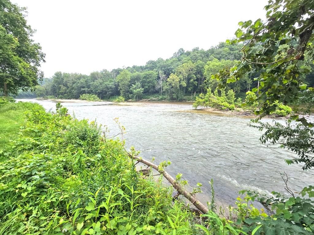 Photo of tbd Shady River Drive #17, Austinville, VA 24312 (MLS # 100962)