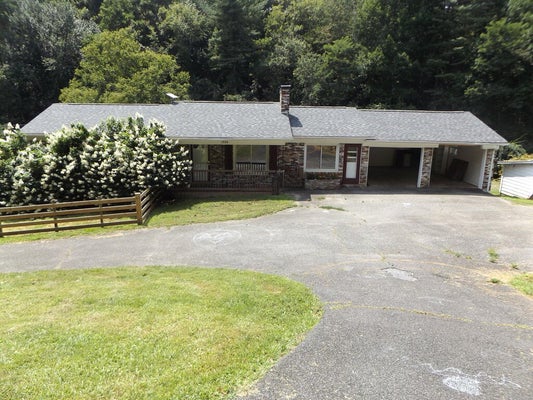 1526 FREEMONT RD, HILLSVILLE, VA 24343 - Image ba0884148e4b2f8a2bc60e4cbeda6879/2523633453