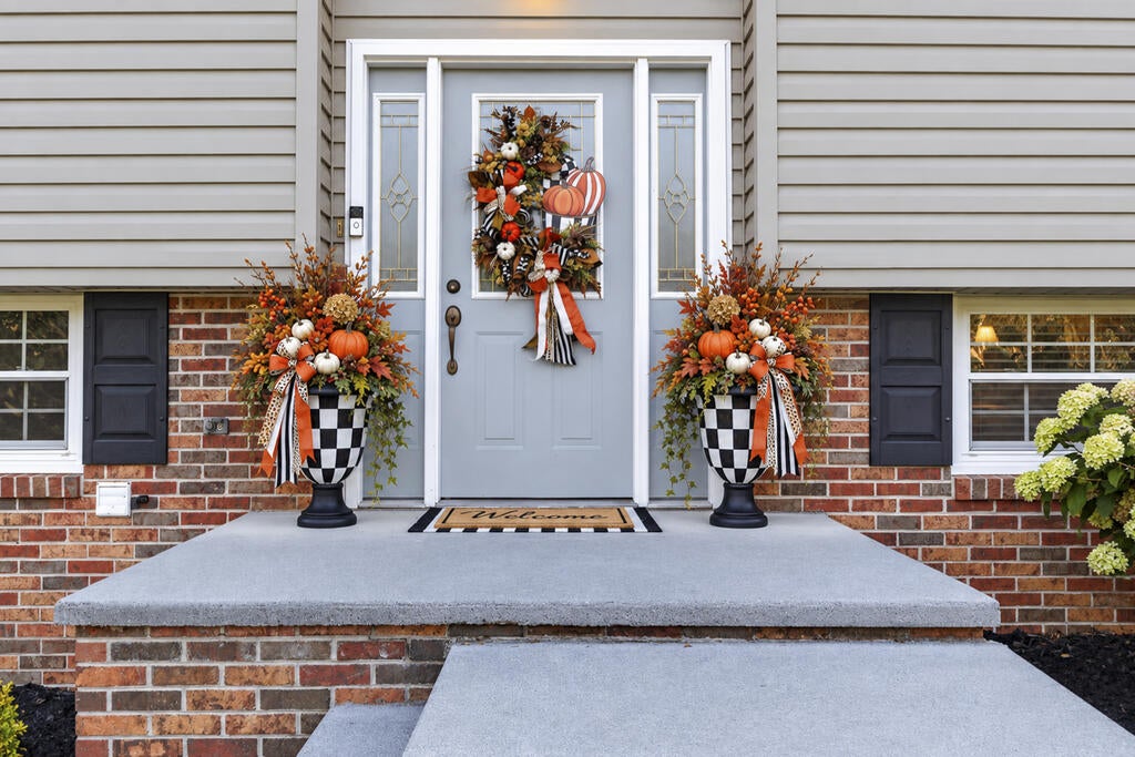 Photo of 136 Patriot Circle, Bristol, VA 24201 (MLS # 111789)