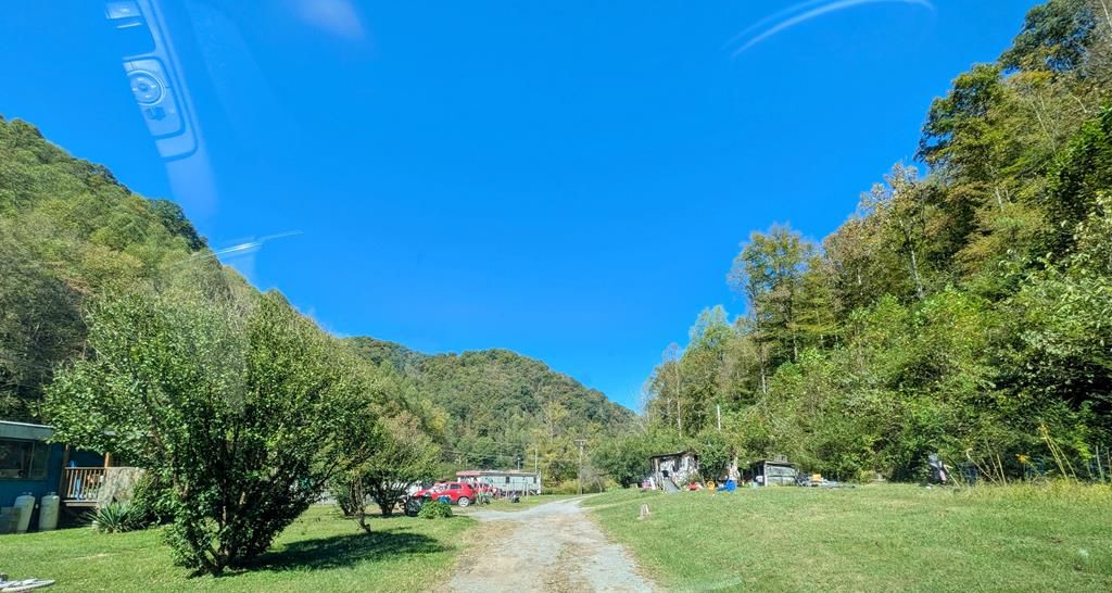 Photo of 1171 Sun Dance Ln, Hurley, VA 24620 (MLS # 104061)