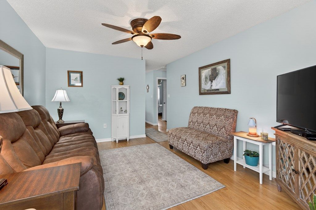 Photo of 169 Aspen Circle, Bristol, VA 24201 (MLS # 110220)