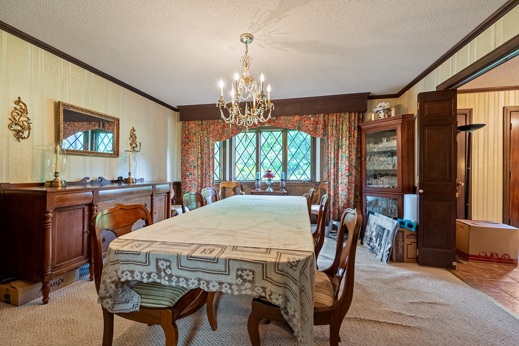 Marion, Virginia 24354, United States, 5 Bedrooms Bedrooms, ,4 BathroomsBathrooms,Residential,Active,139308