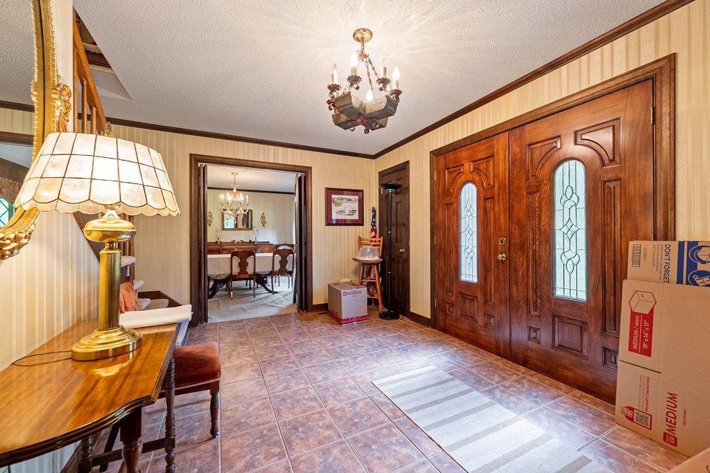 Marion, Virginia 24354, United States, 5 Bedrooms Bedrooms, ,4 BathroomsBathrooms,Residential,Active,139308