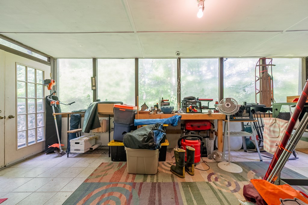 Marion, Virginia 24354, United States, 5 Bedrooms Bedrooms, ,4 BathroomsBathrooms,Residential,Active,139308