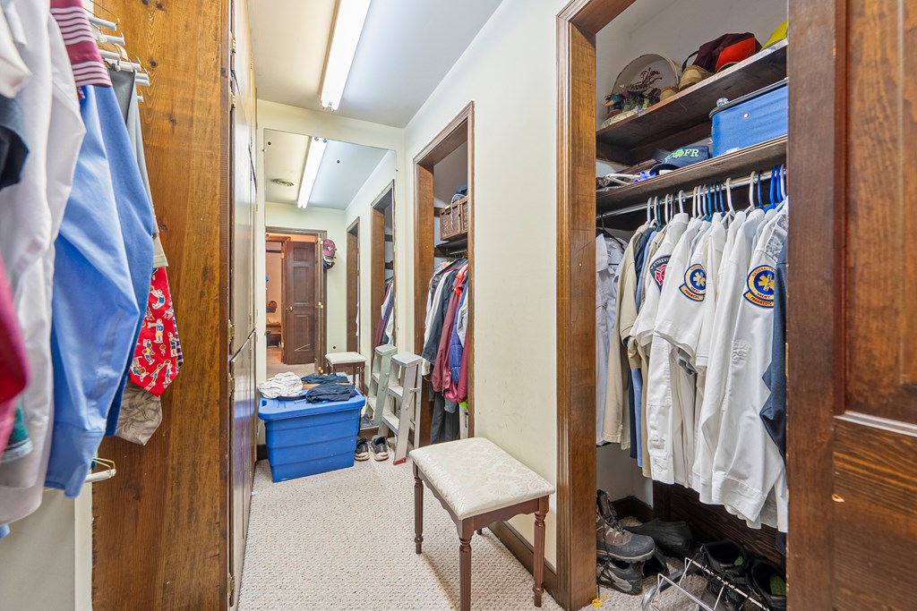 Marion, Virginia 24354, United States, 5 Bedrooms Bedrooms, ,4 BathroomsBathrooms,Residential,Active,139308