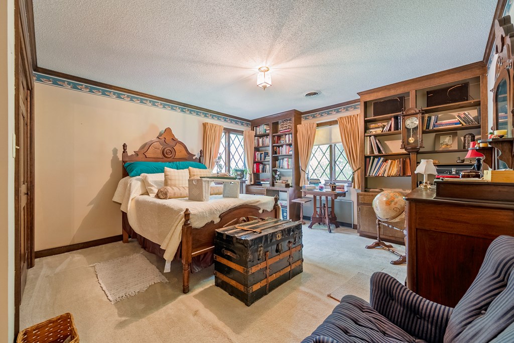 Marion, Virginia 24354, United States, 5 Bedrooms Bedrooms, ,4 BathroomsBathrooms,Residential,Active,139308