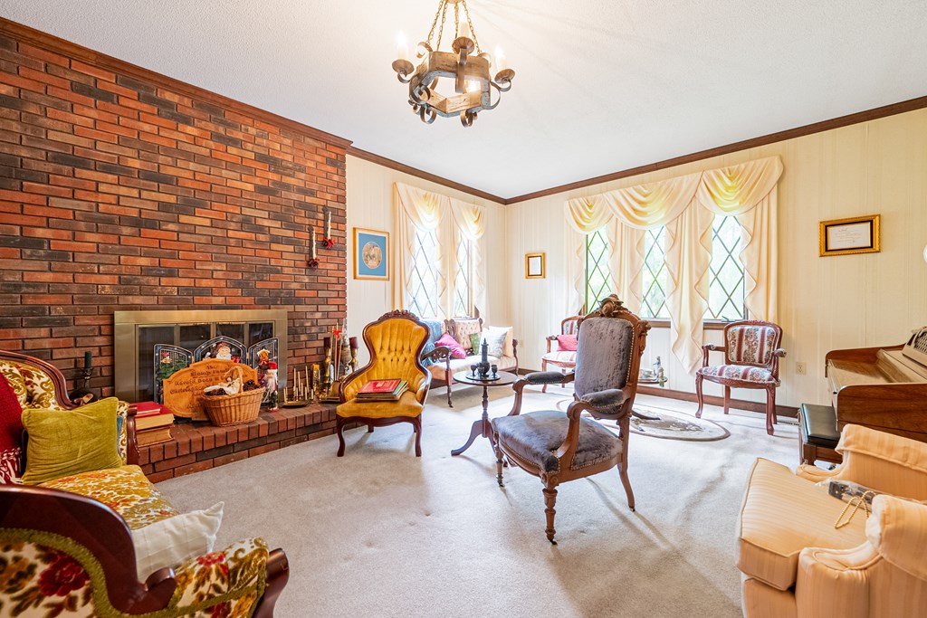 Marion, Virginia 24354, United States, 5 Bedrooms Bedrooms, ,4 BathroomsBathrooms,Residential,Active,139308