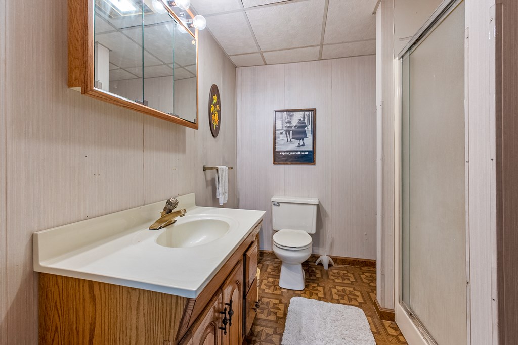 Marion, Virginia 24354, United States, 5 Bedrooms Bedrooms, ,4 BathroomsBathrooms,Residential,Active,139308