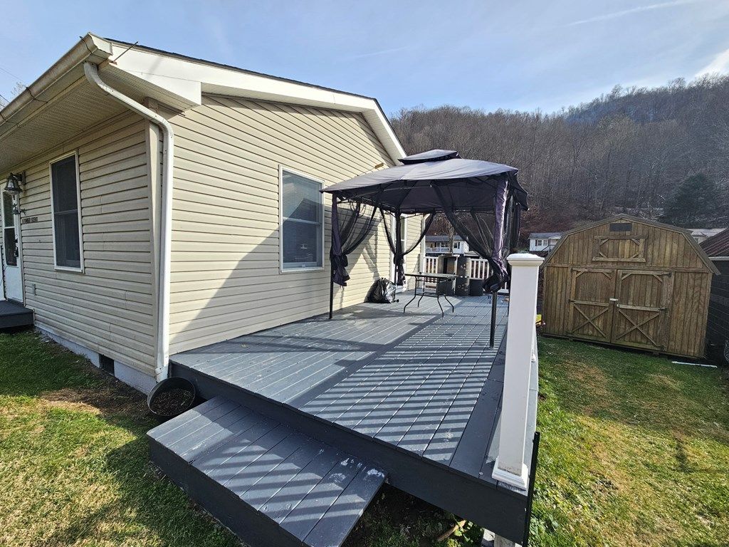 Photo of 4 Timber Scent, Dante, VA 24237 (MLS # 104342)
