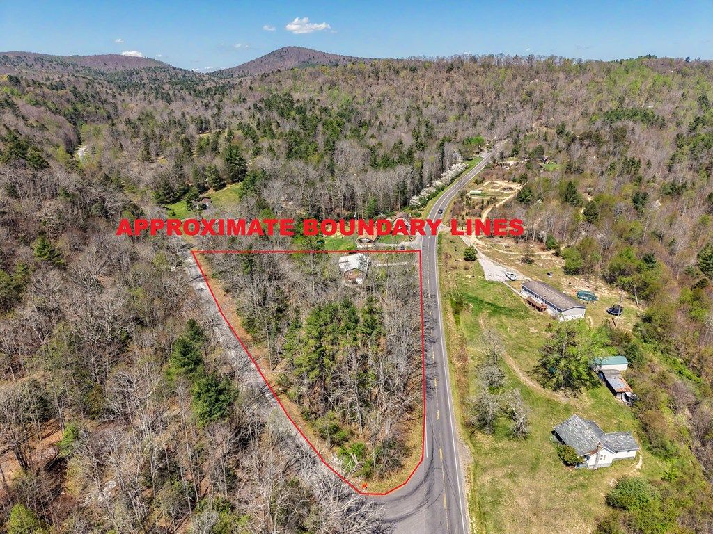 Photo of 6921 Ivanhoe Rd, Ivanhoe, VA 24350 (MLS # 109666)