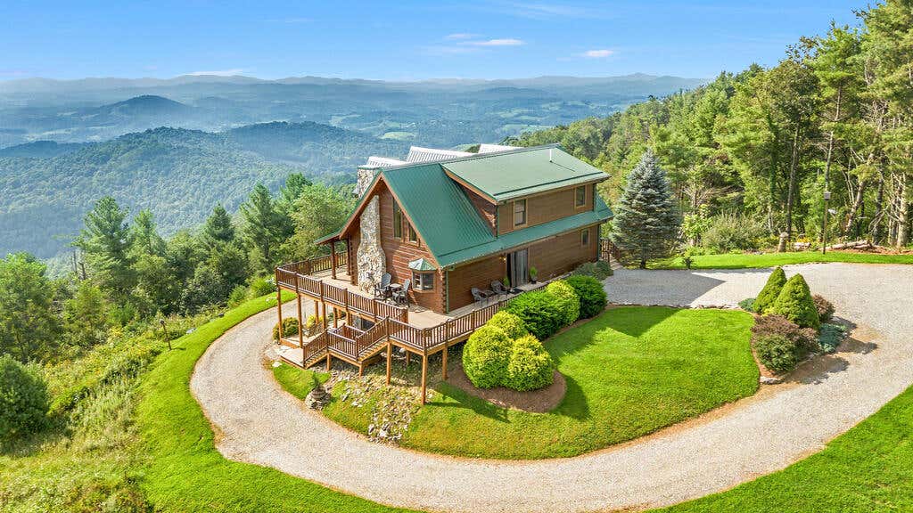 Photo of 291 Old Leaguer Ln, Mouth of Wilson, VA 24363 (MLS # 111595)