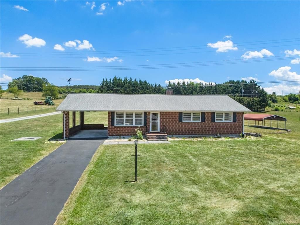 Photo of 5662 Old Route 11 Road, Dublin, VA 24084 (MLS # 110925)