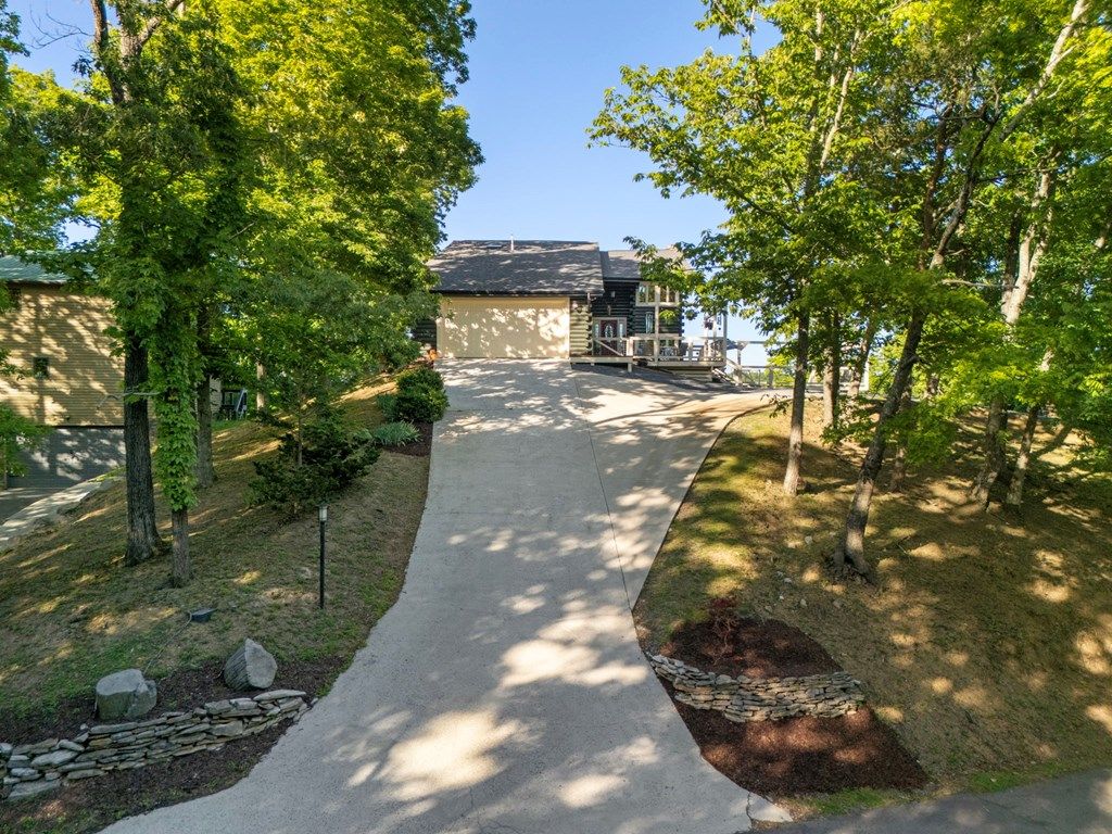 Photo of 22455 Wyldwood Rd, Abingdon, VA 24211 (MLS # 110146)