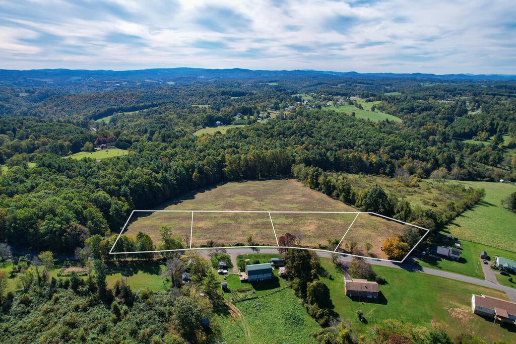 Photo of TBD Hanging Tree Rd #1,2,3,4,, Hillsville, VA 24343 (MLS # 112217)
