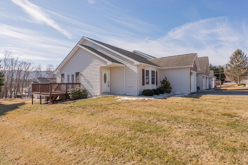 Photo of 807 E Liberty St, Wytheville, VA 24382 (MLS # 105830)