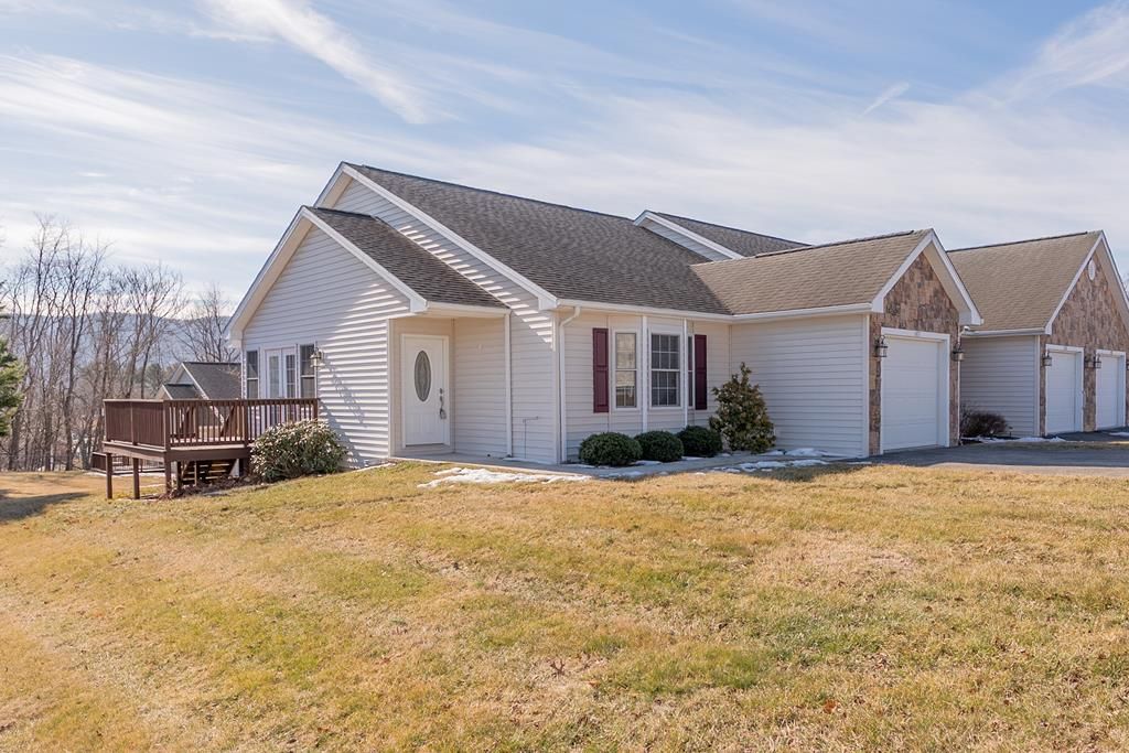 Photo of 807 E Liberty St, Wytheville, VA 24382 (MLS # 105830)