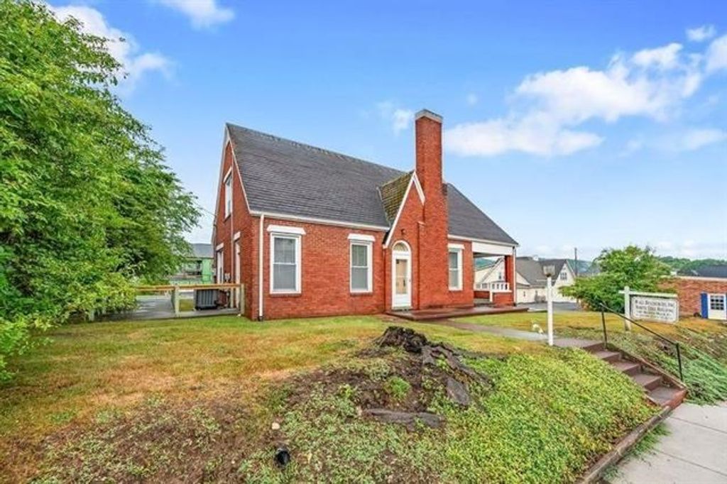 Photo of 501 N Main Street, Galax, VA 24333 (MLS # 103257)