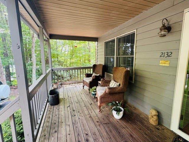 Photo of 2132 Cascade Tr, Fancy Gap, VA 24328 (MLS # 111082)