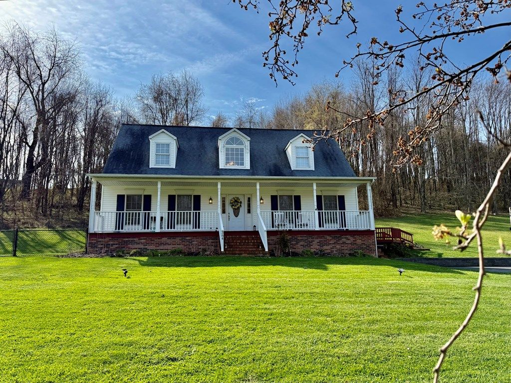 Photo of 384 Sunset Road, Rosedale, VA 24280 (MLS # 109323)