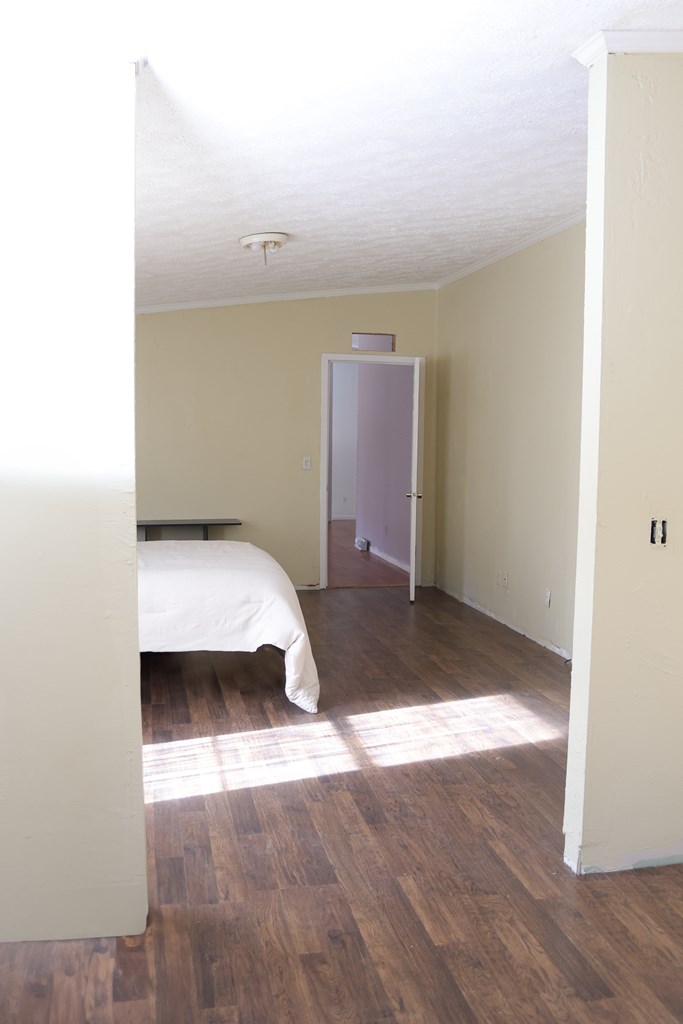 Wytheville, Virginia 24382, United States, 4 Bedrooms Bedrooms, ,2 BathroomsBathrooms,Residential,Active,13062