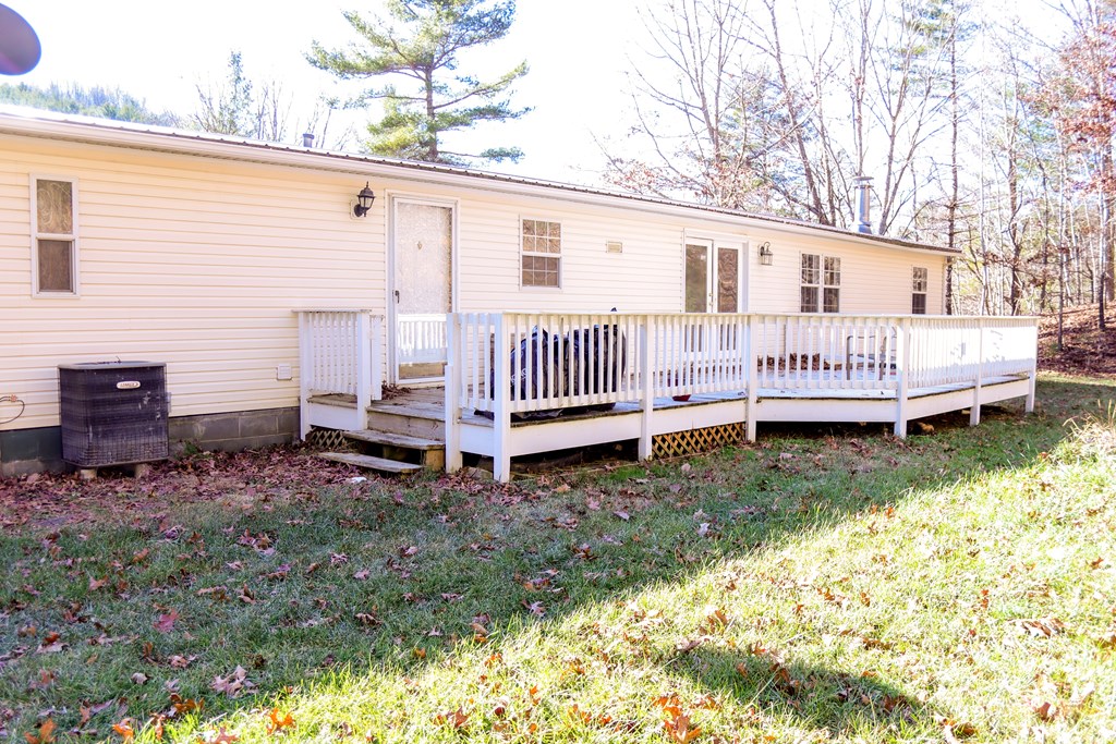 Wytheville, Virginia 24382, United States, 4 Bedrooms Bedrooms, ,2 BathroomsBathrooms,Residential,Active,13062