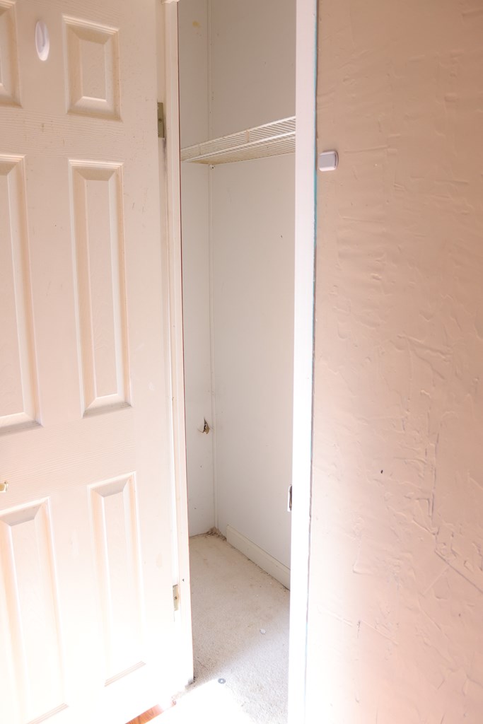 Wytheville, Virginia 24382, United States, 4 Bedrooms Bedrooms, ,2 BathroomsBathrooms,Residential,Active,13062