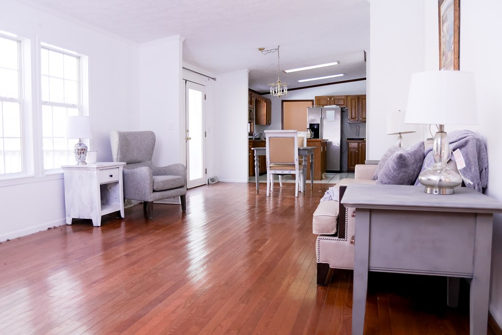 Wytheville, Virginia 24382, United States, 4 Bedrooms Bedrooms, ,2 BathroomsBathrooms,Residential,Active,13062