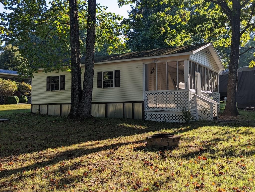 Photo of 131 Terry Ln, Copper Hill, VA 24079 (MLS # 97491)